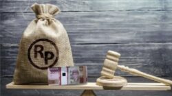 Apa itu penggelapan uang dan apa bedanya Di Penyuapan?